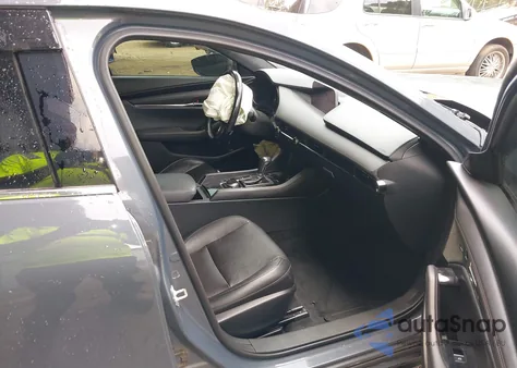 2021 Mazda Mazda3 Hatchback 2.5 Turbo Premium Plus z USA, uszkodzony, nr VIN JM1BPBNY6M1320437